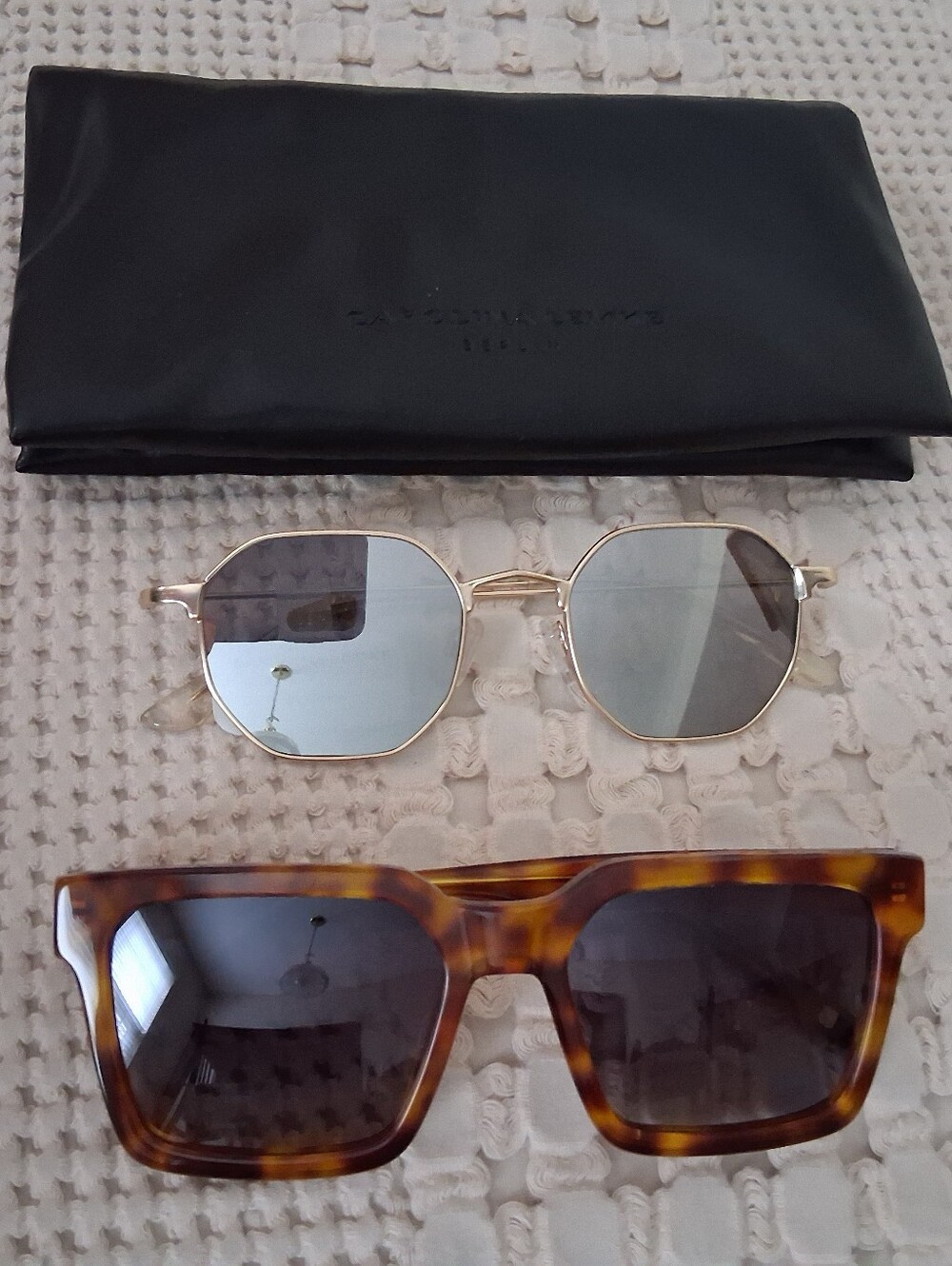 Carolina Lemke Sunglasses, One Case.